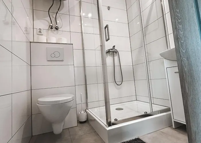 U Tomasza Nyaraló *